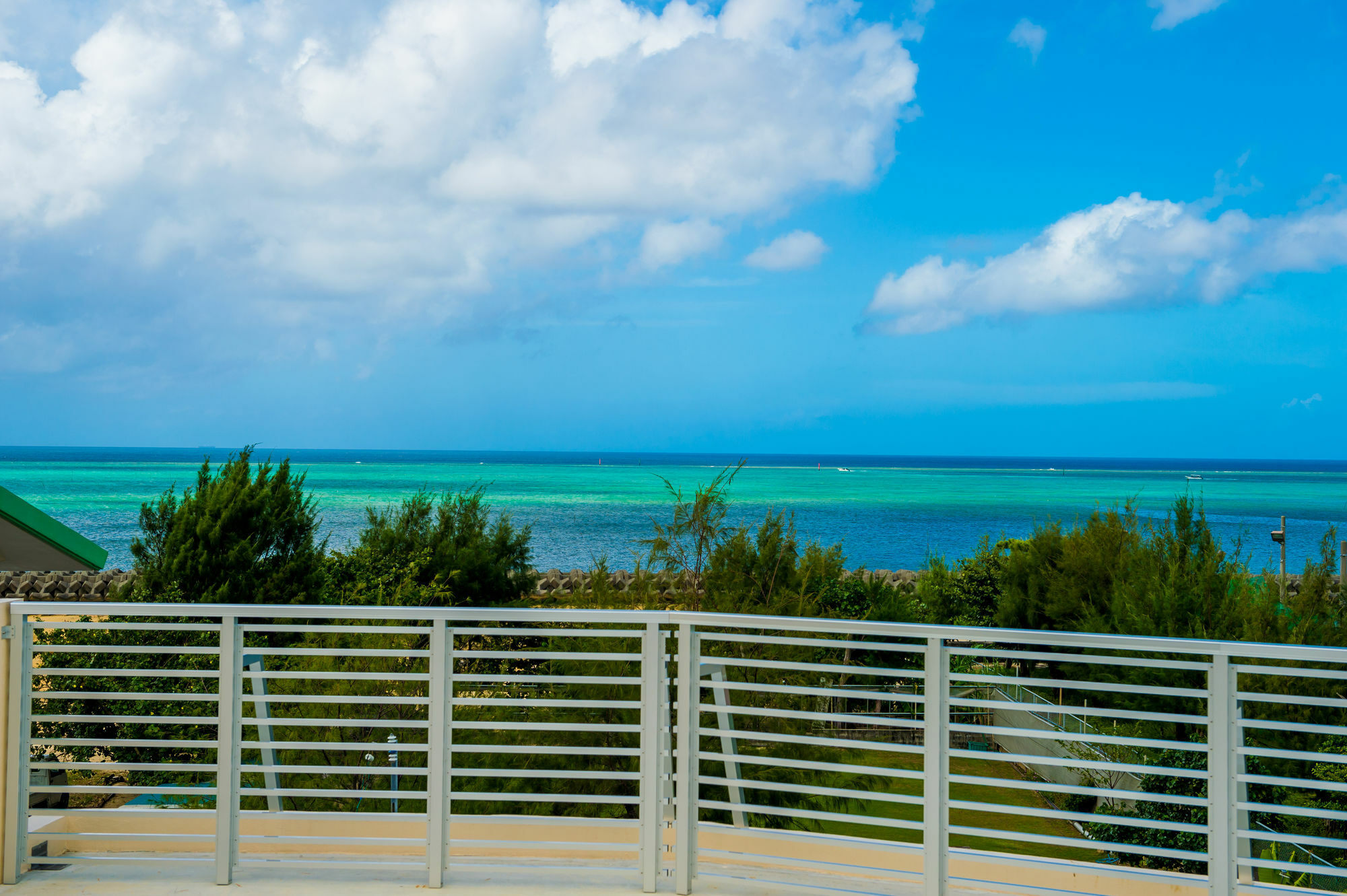United Resort Ocean Front Onna Exterior foto